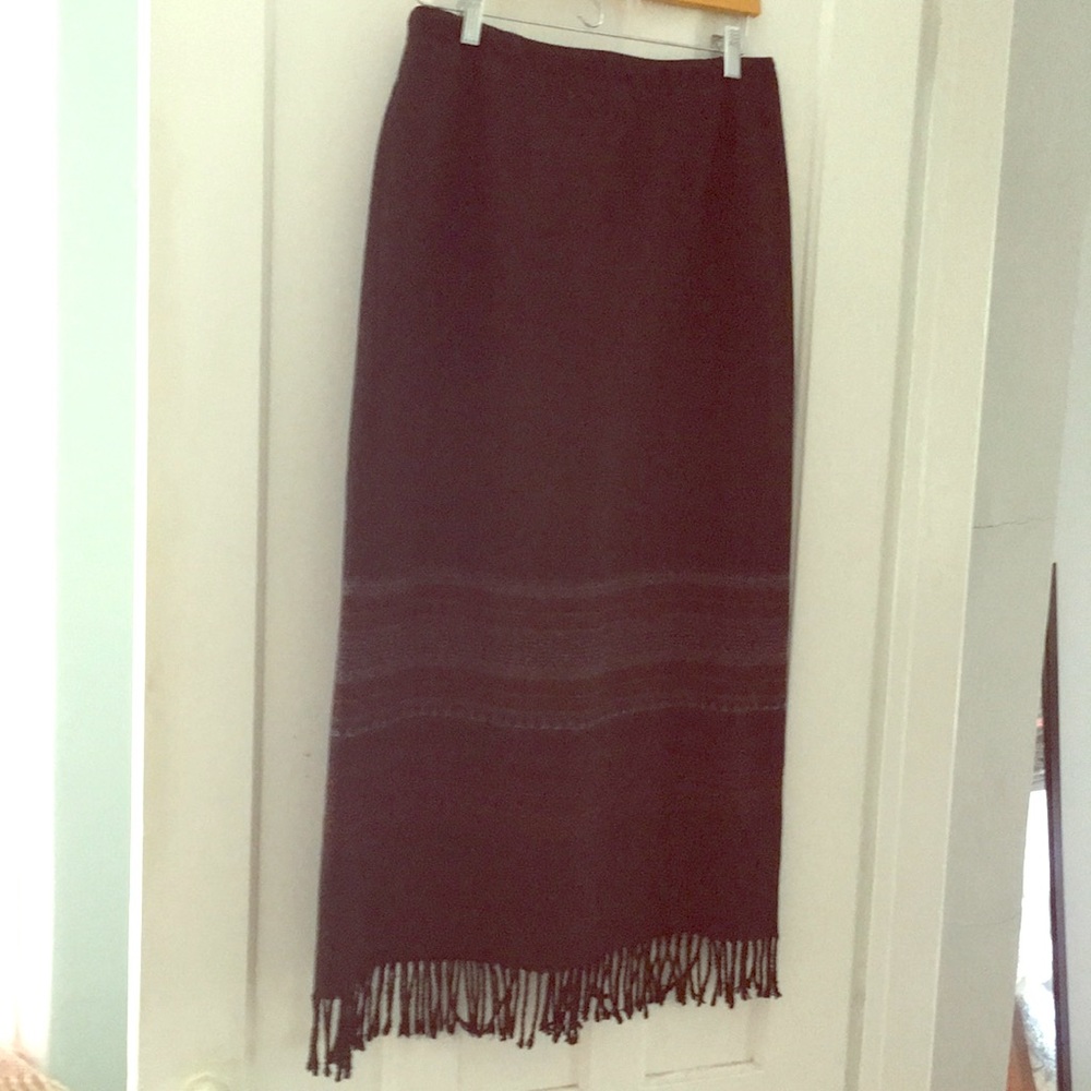 Wool skirt